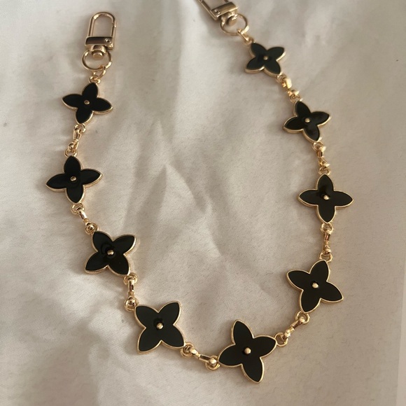 Clover Flower Purse Accessory/ Purse Chain Extension - Picture 4 of 6